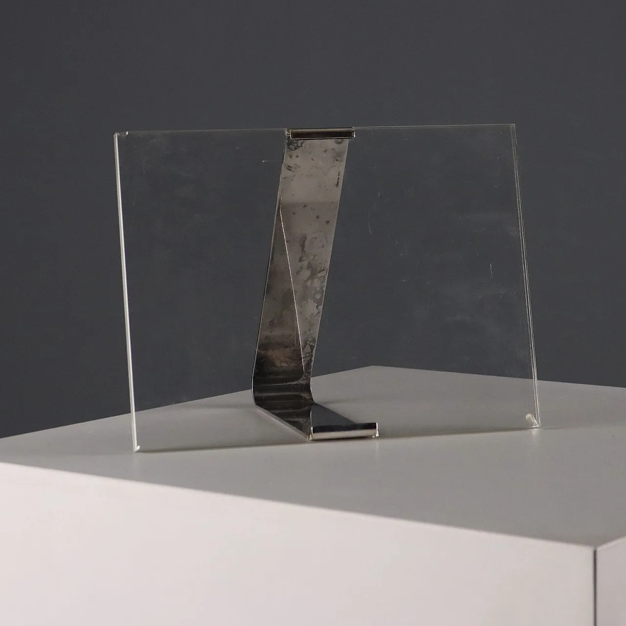 Portafoto da tavolo in metallo argentato di Lino Sabattini, '900 1