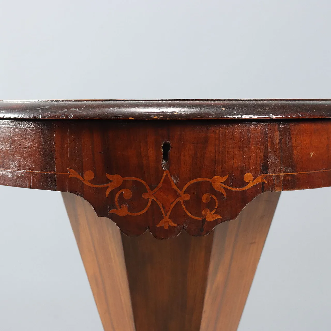 Tavolo da cucito in noce e legni vari, fine '800 7