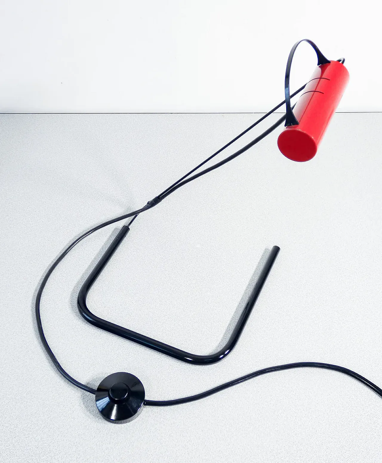 Coppia di lampade Slalom di Vico Magistretti per Oluce, anni '80 15