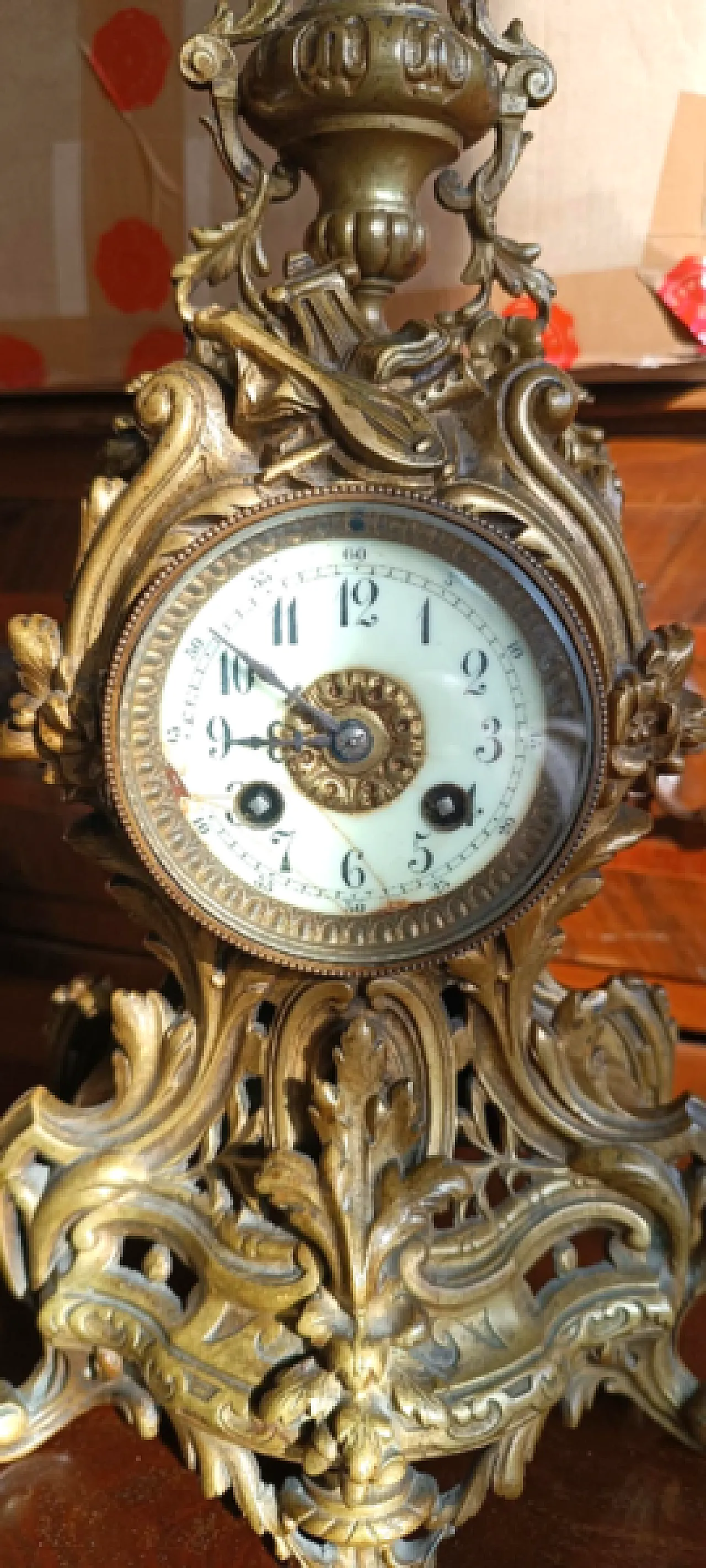 Parisian bronze Napoleon III table clock, 19th century 2