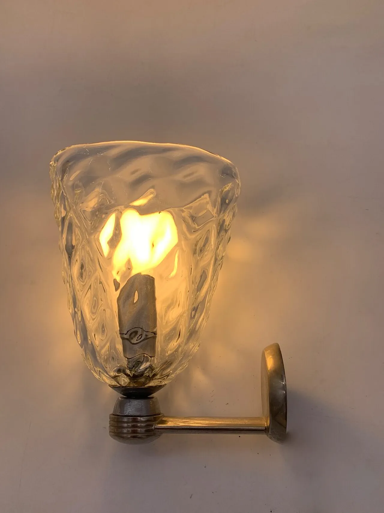 Applique singola in vetro di Murano attribuita a Barovier, anni '60 1