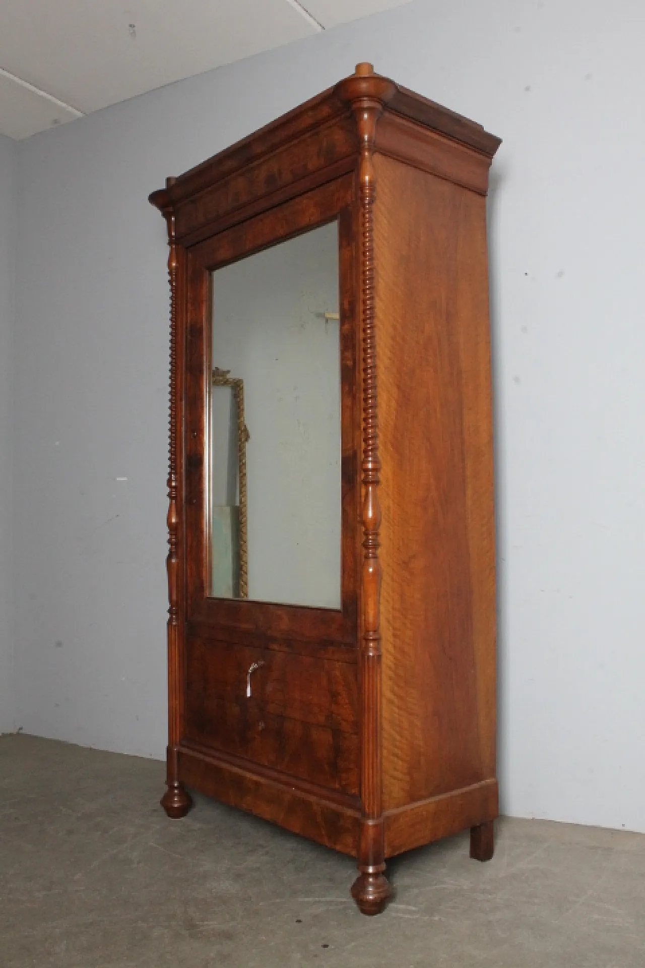 Louis Philippe Lombard mirror cabinet, 19th century 7