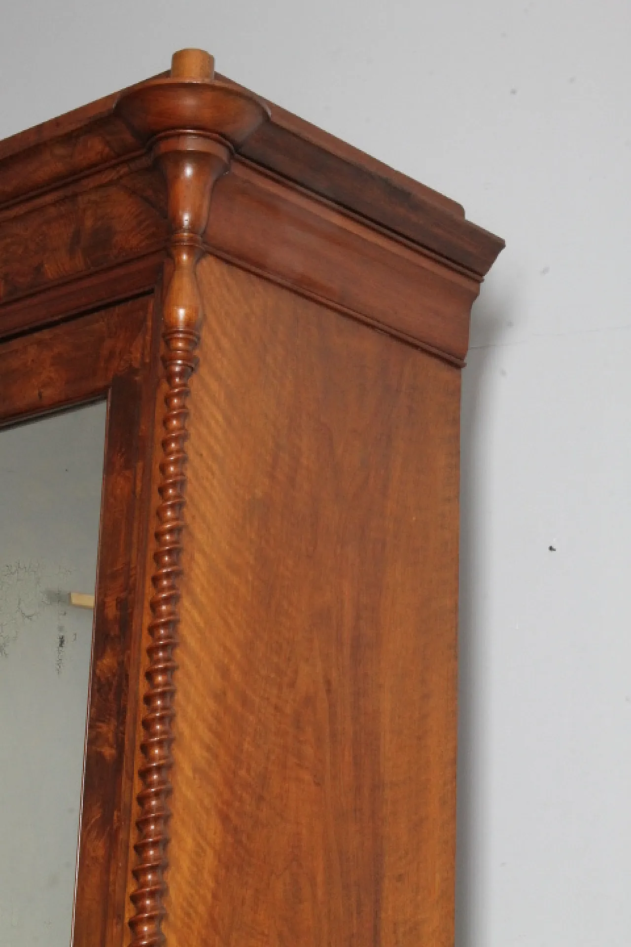 Louis Philippe Lombard mirror cabinet, 19th century 8