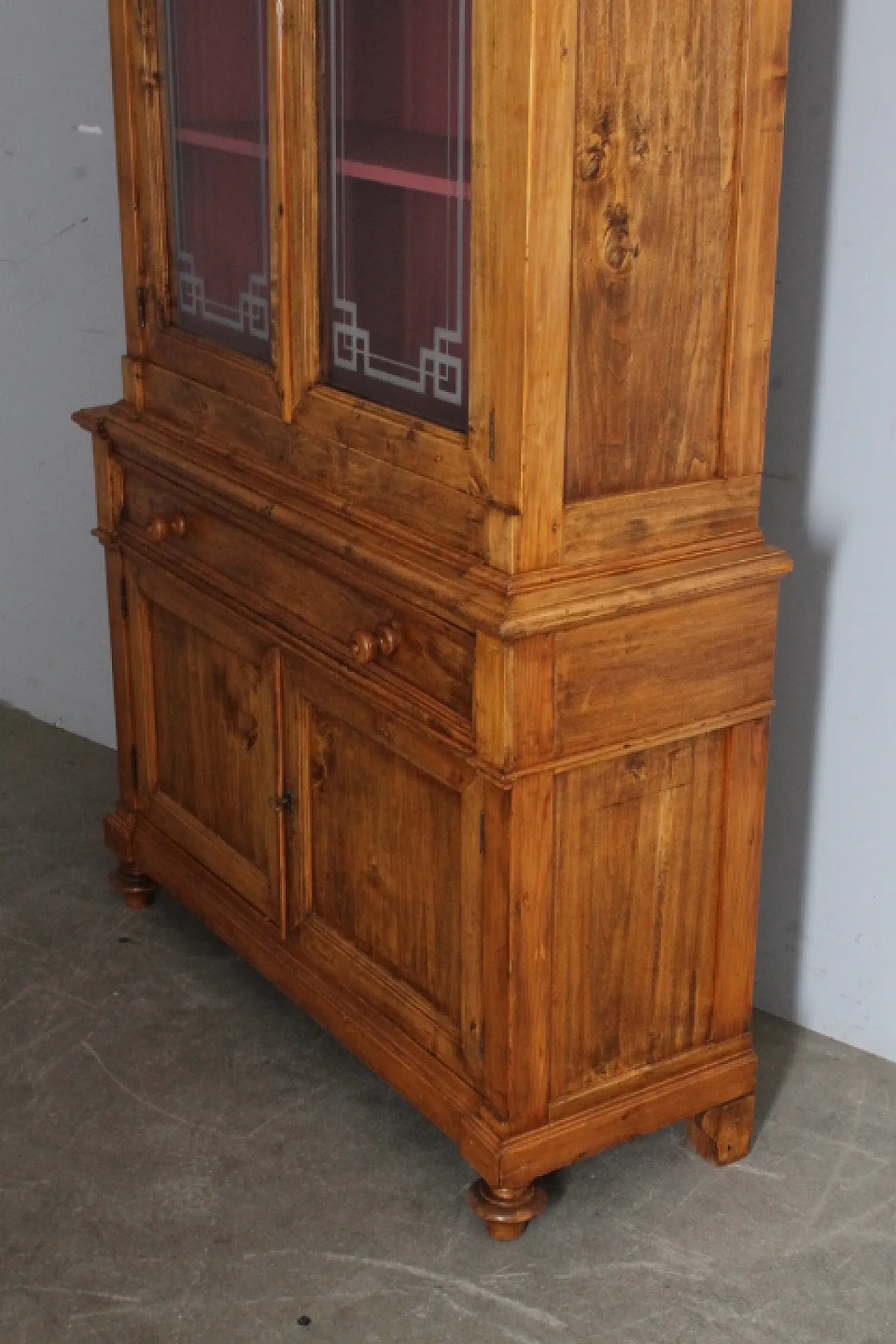 Liberty display cabinet, 1920s 18