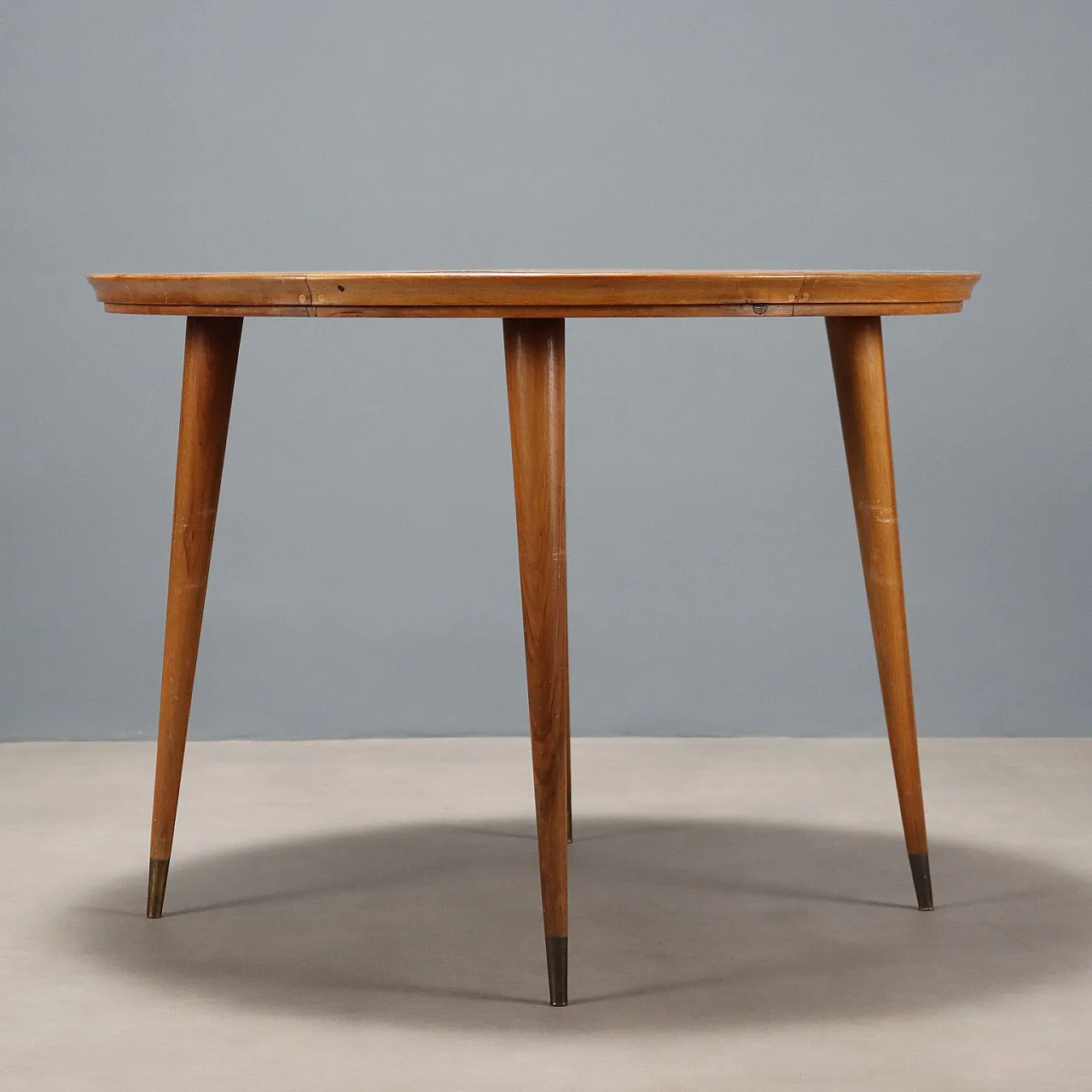 Wooden and brass table, 20th century 7