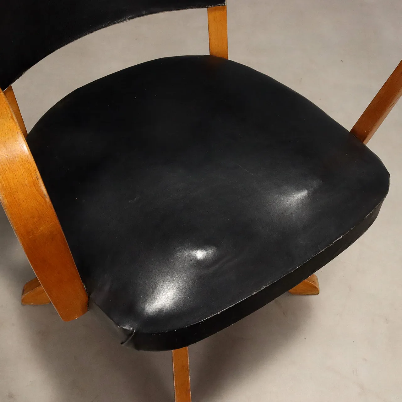 Black wood and faux leather swivel chair, 20th century 4