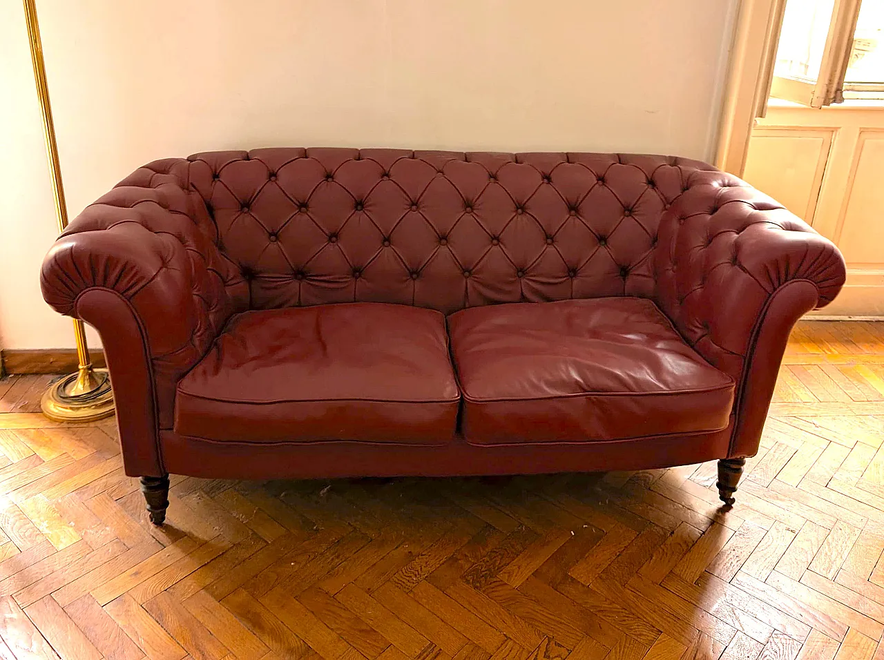 Chesterfield  sofa 2 seats in red leather, 70s 1