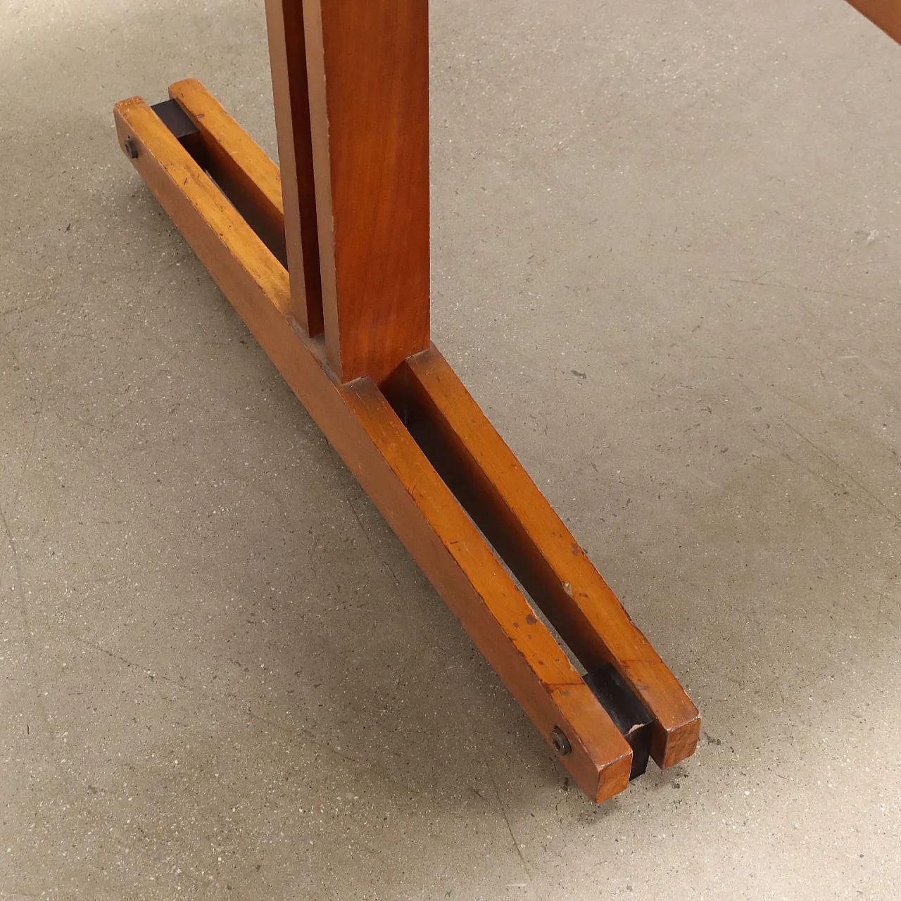 Scrivania in legno con piano rivestito in tessuto, anni '60 7