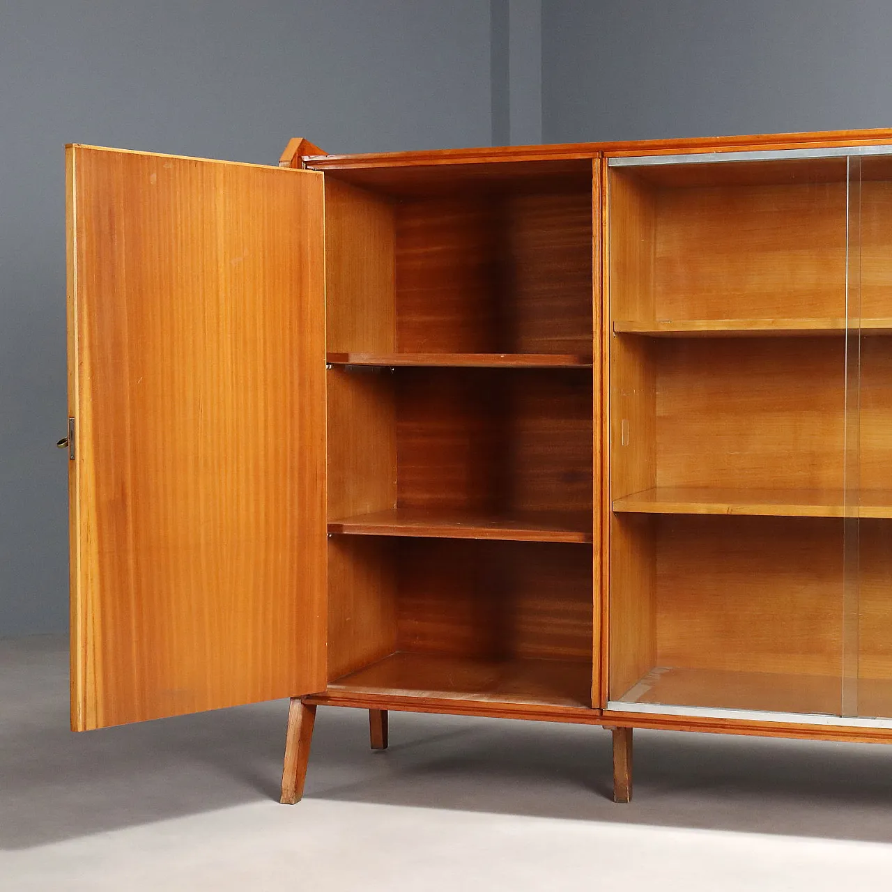 Wooden living room, mid-20th century 3
