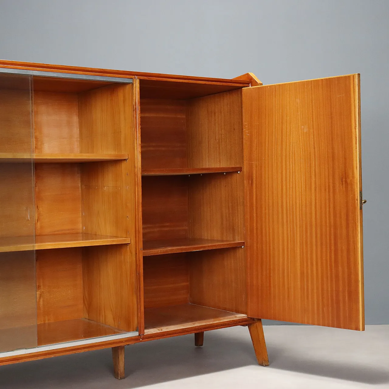Wooden living room, mid-20th century 4