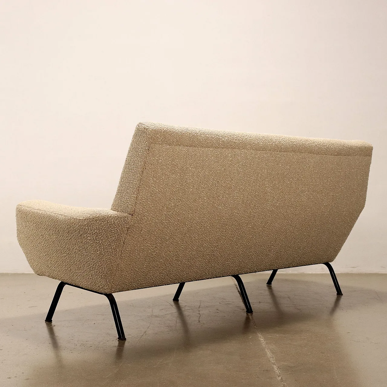 Divano a tre posti in metallo e tessuto beige, anni '60 8