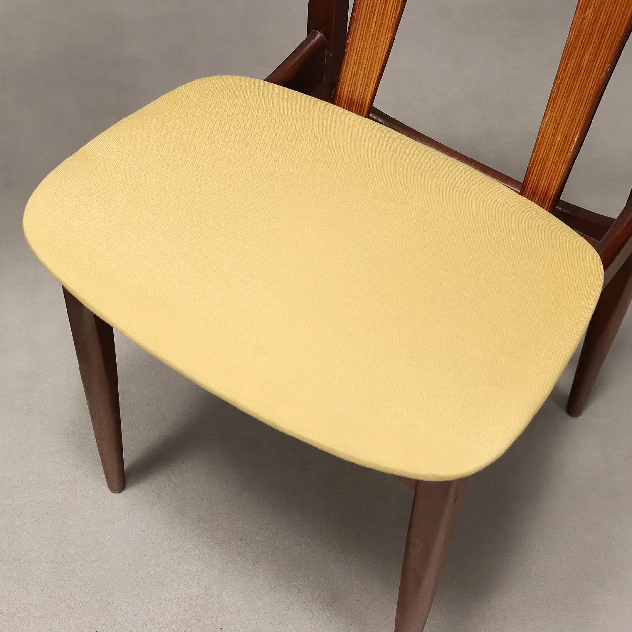 4 dining chairs in wood and yellow fabric, 20th century 8