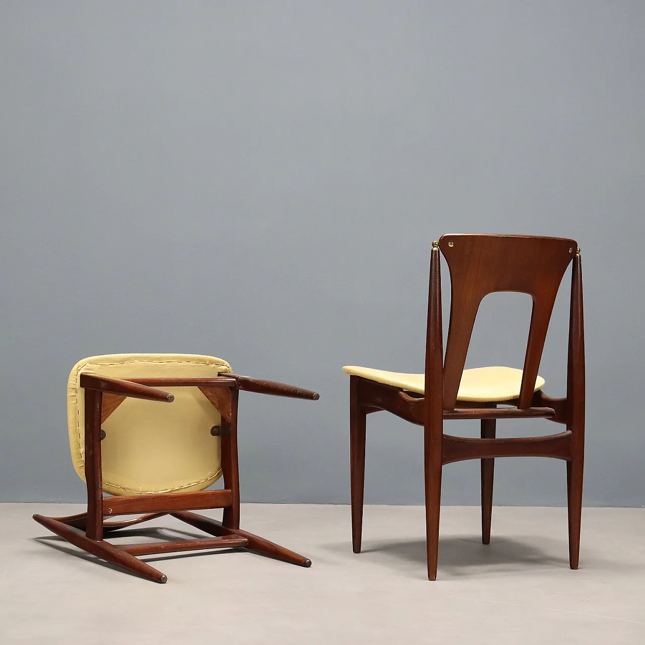 4 dining chairs in wood and yellow fabric, 20th century 9