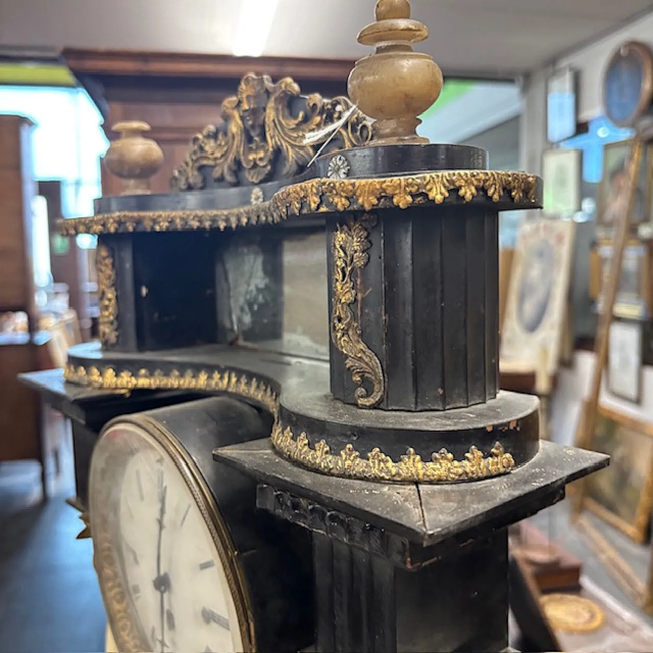 Empire clock in lacquered wood marble columns, early 19th century 8