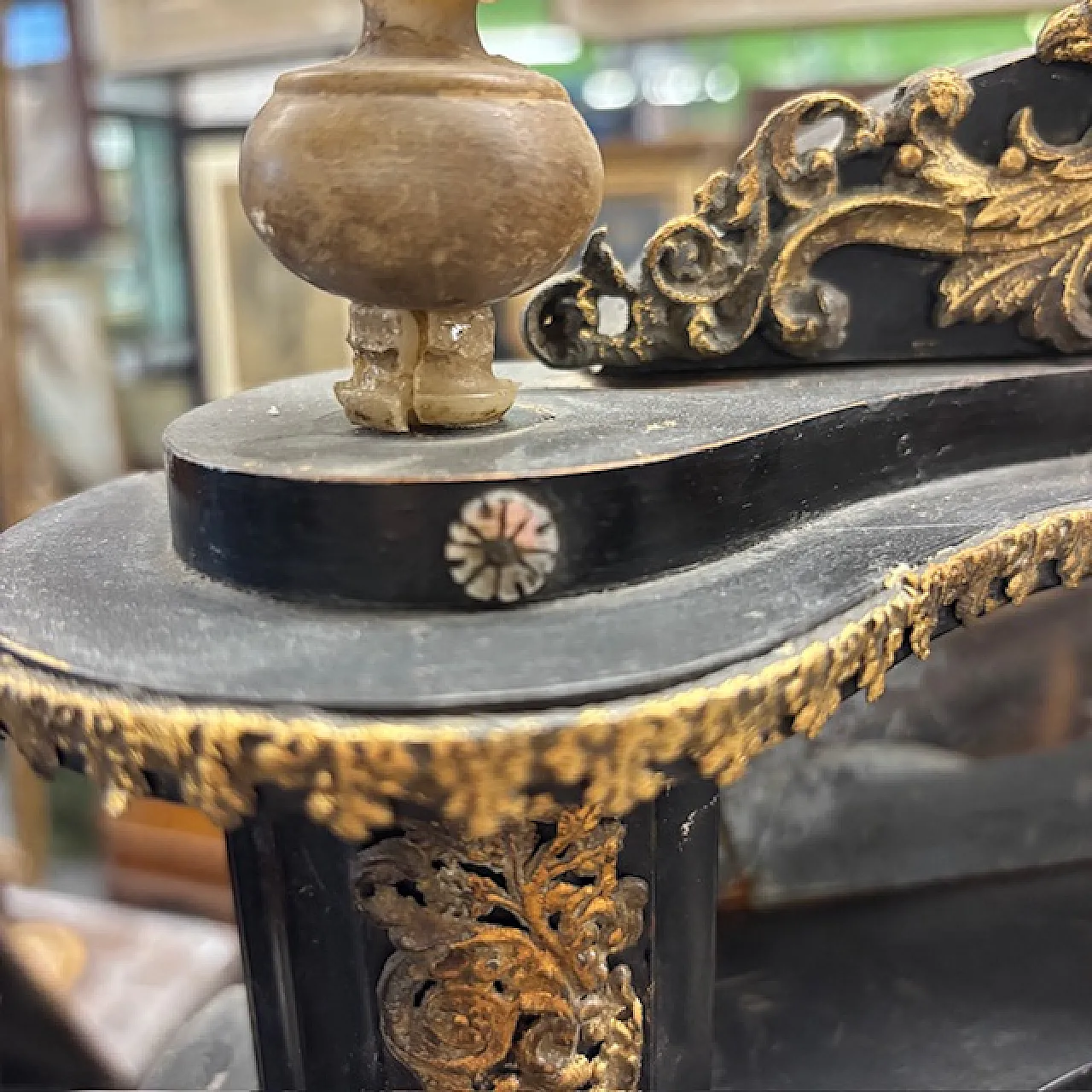 Empire clock in lacquered wood marble columns, early 19th century 18