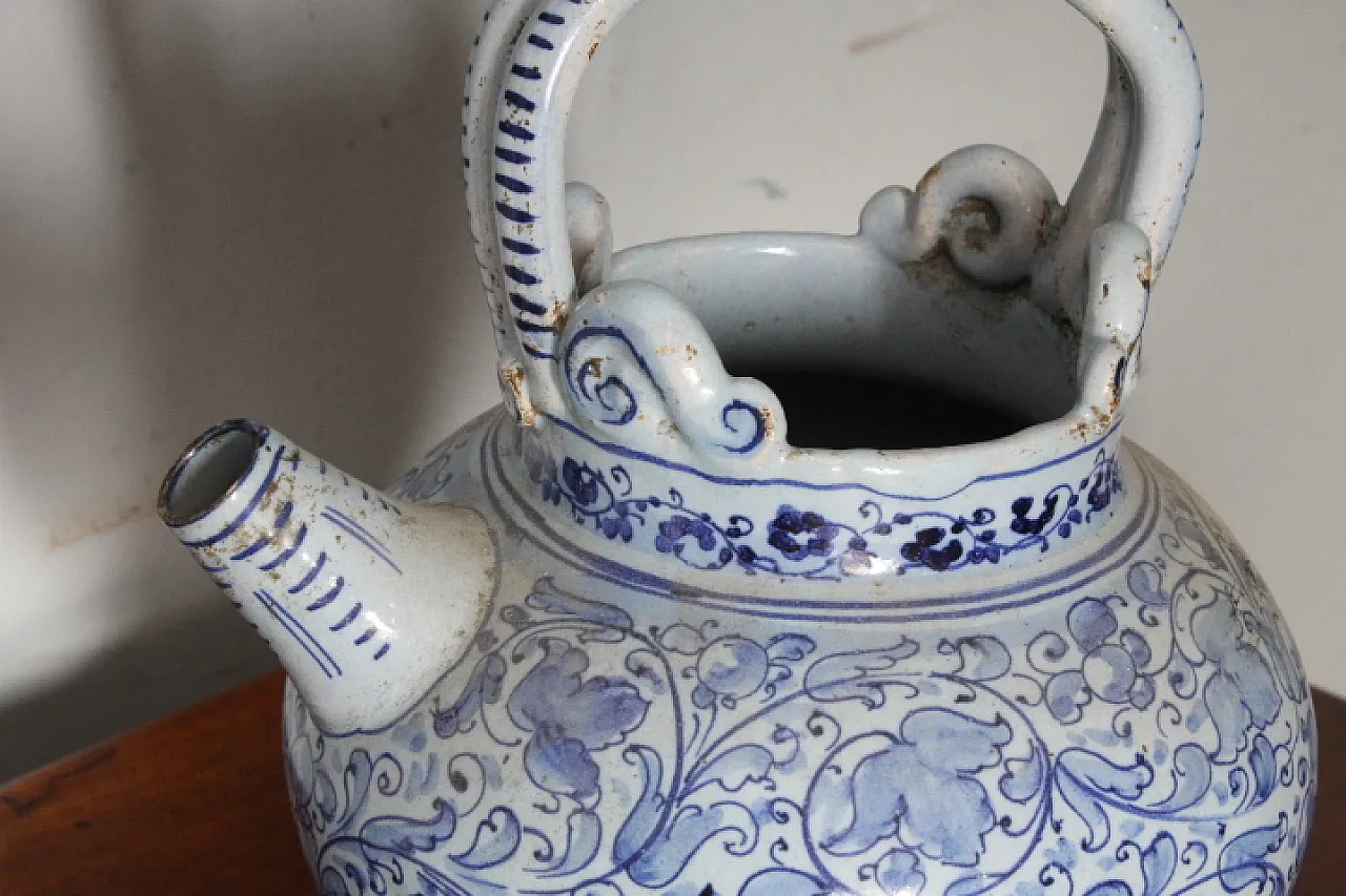 Versatoio da farmacia in maiolica, '700 7