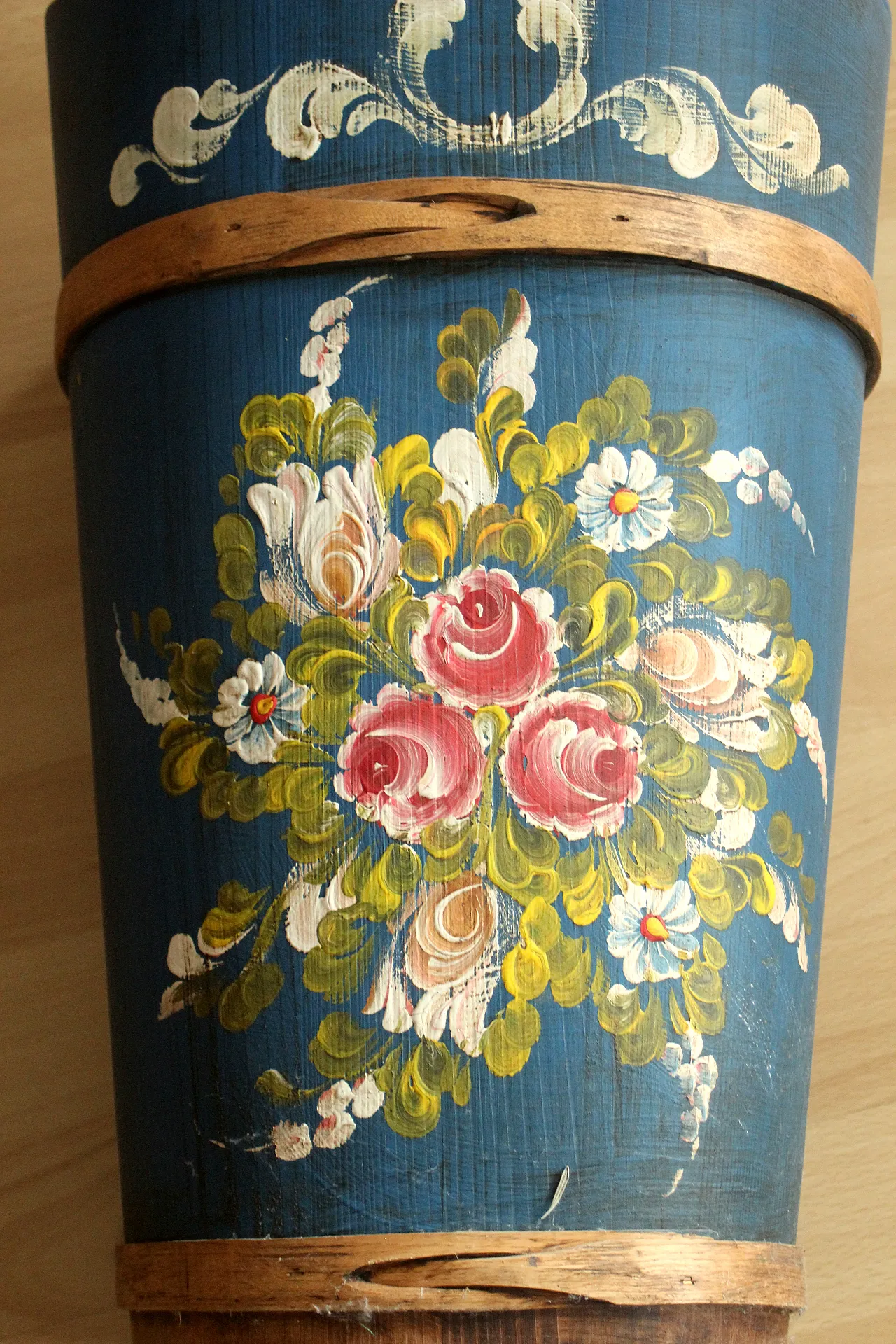 Handmade handpainted wooden umbrella stand, 70s 5