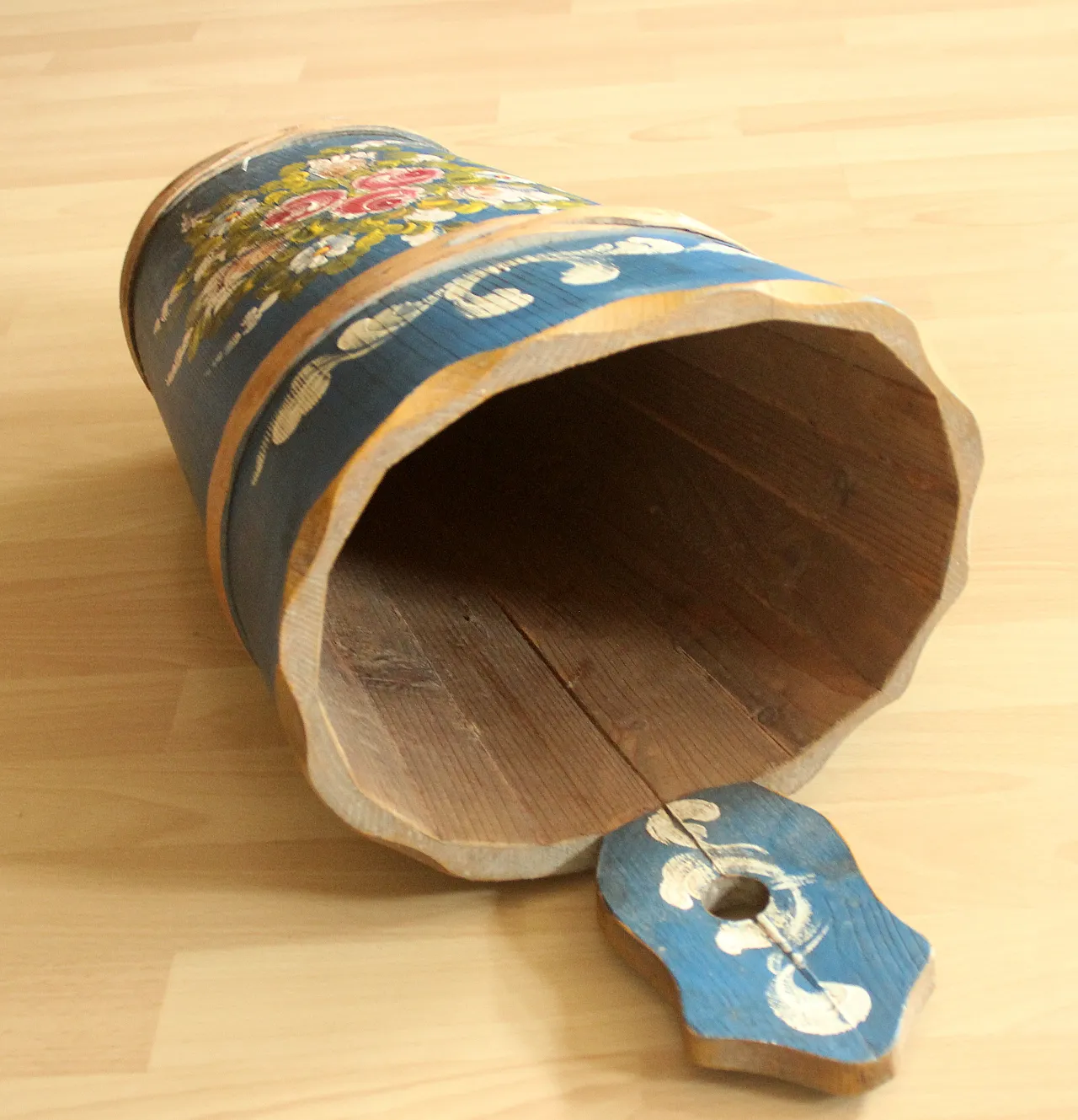 Handmade handpainted wooden umbrella stand, 70s 7