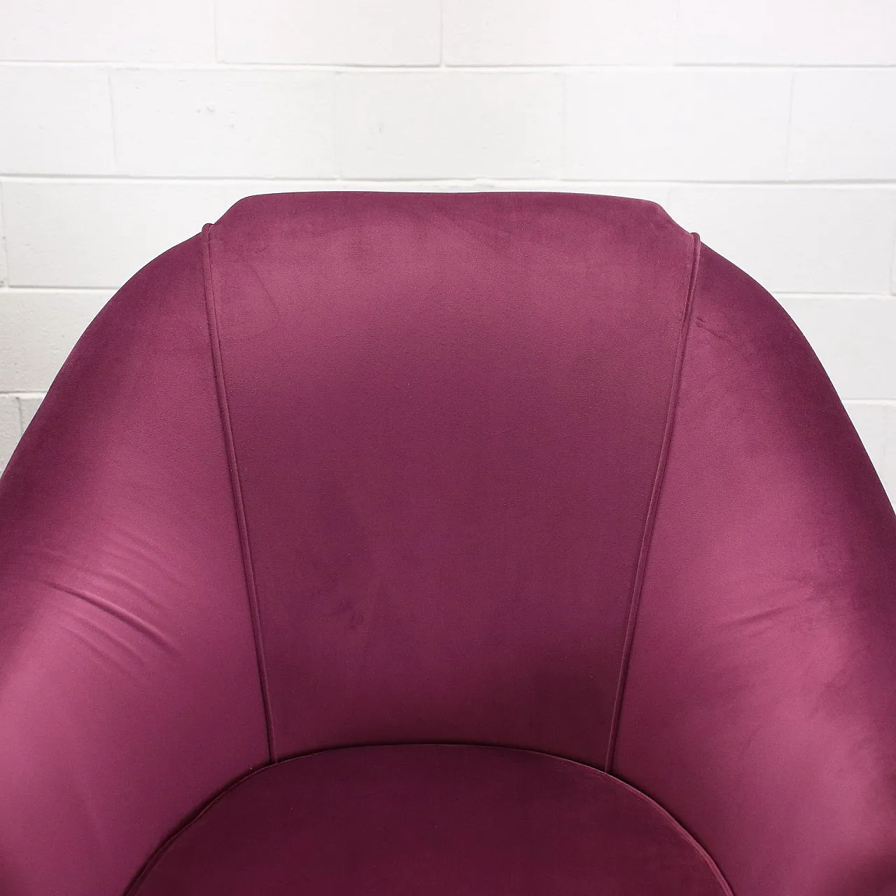 Pair of purple velvet armchairs, 1950s 4