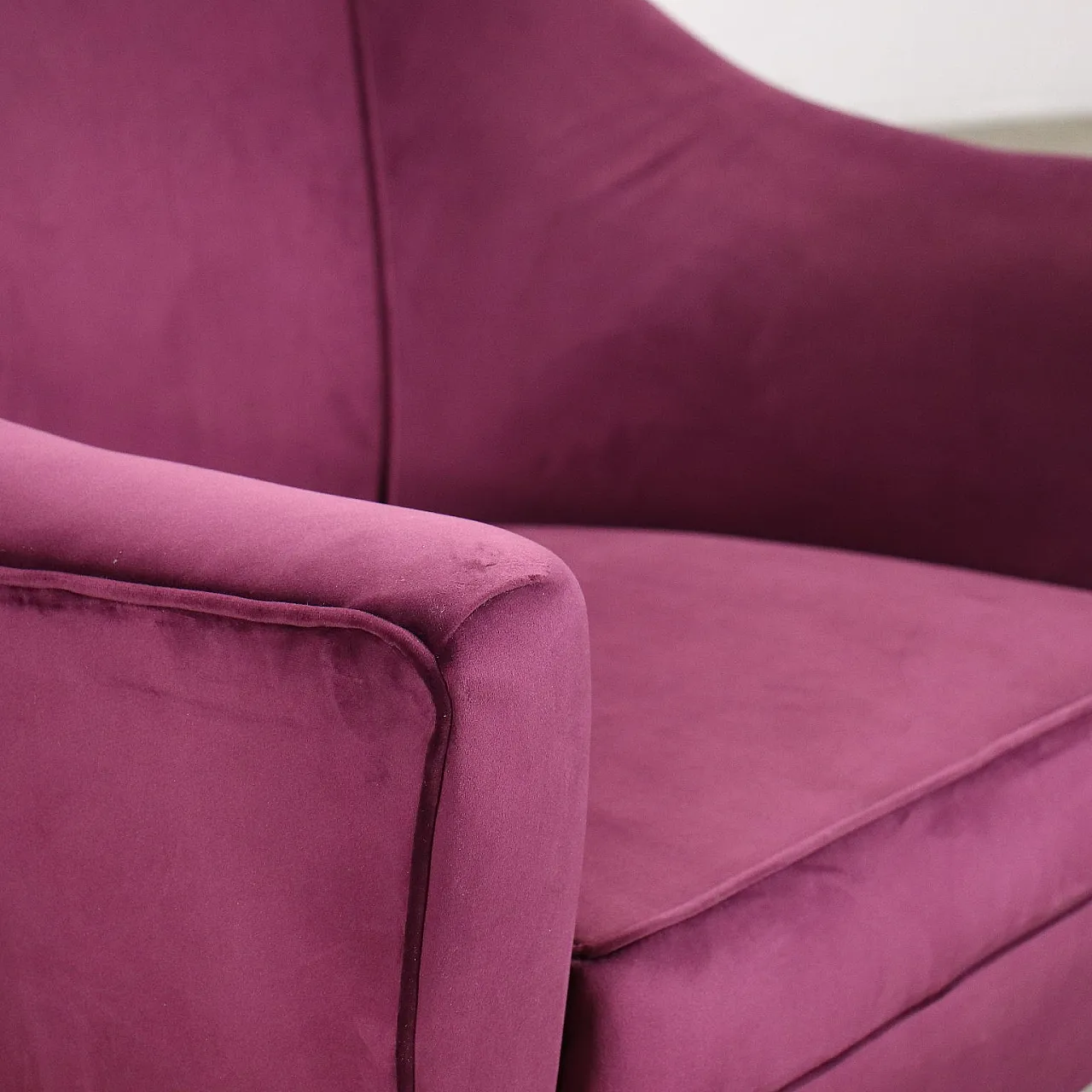 Pair of purple velvet armchairs, 1950s 5