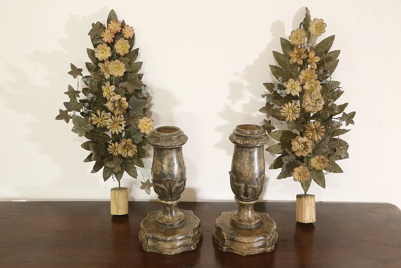 Pair of Baroque silver-plated wood palm holders, 18th century 13