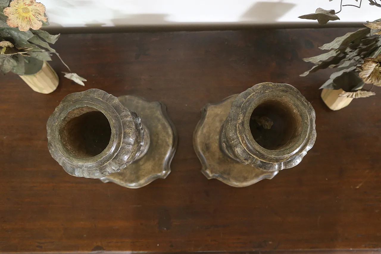 Pair of Baroque silver-plated wood palm holders, 18th century 14