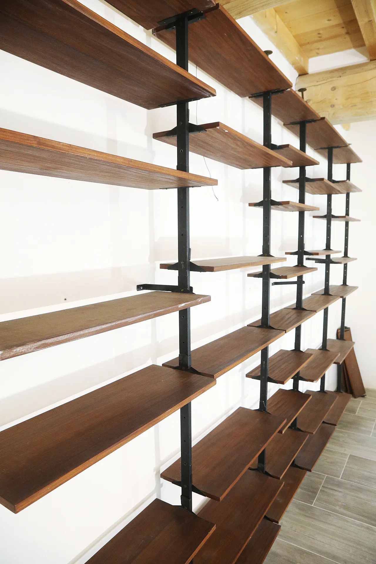 Libreria in mogano, anni '70 24