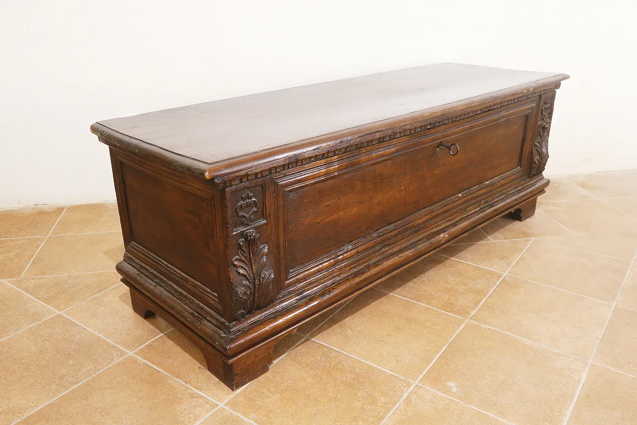 Cassapanca lombardo veneta in pioppo, '600 14