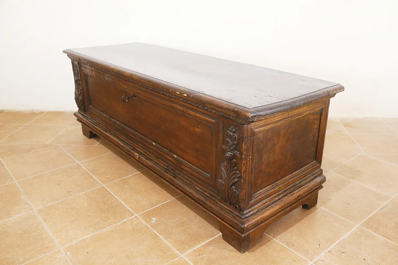 Cassapanca lombardo veneta in pioppo, '600 16