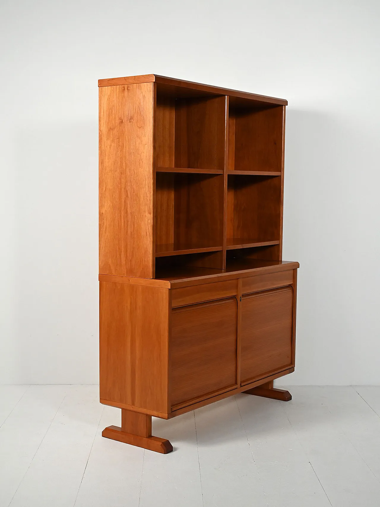 Scandinavian bookcase with sideboard and exposed shelves, 1940s/50s 4