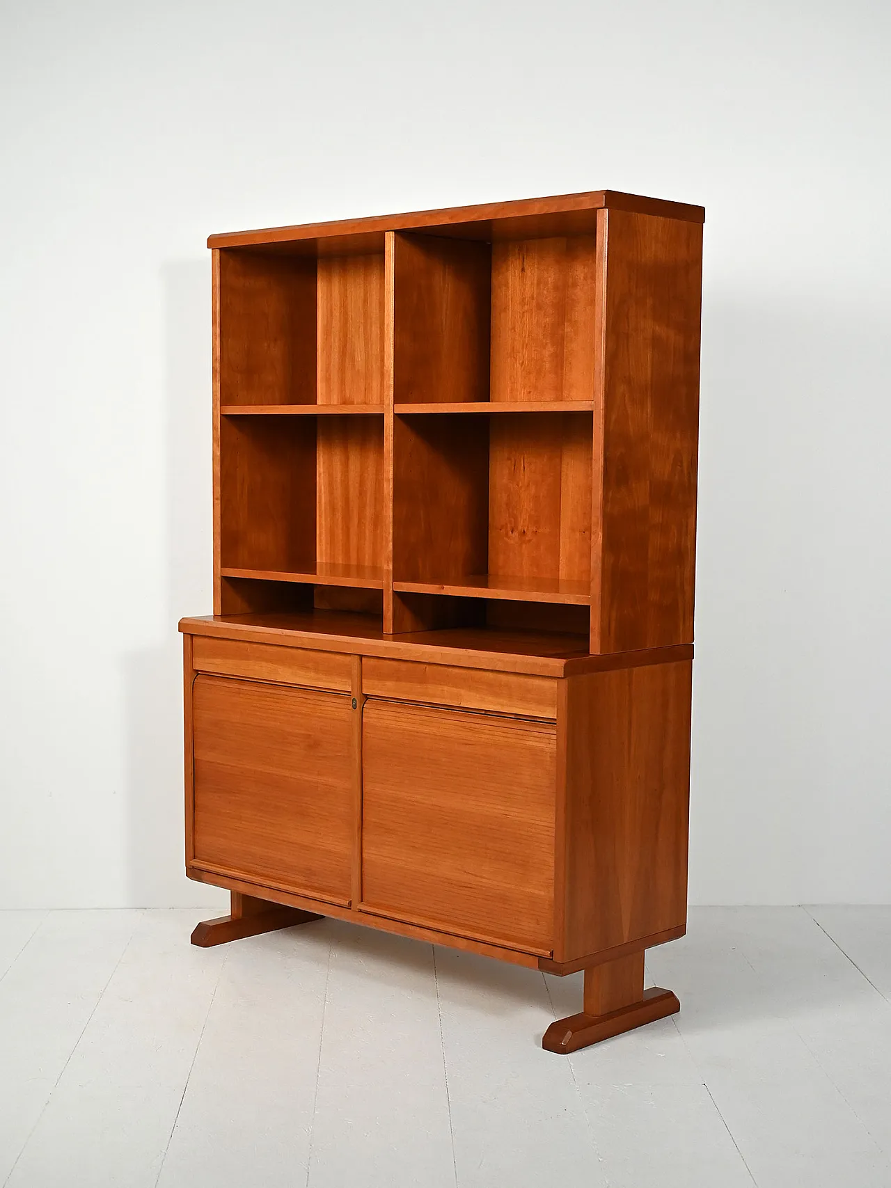 Scandinavian bookcase with sideboard and exposed shelves, 1940s/50s 5