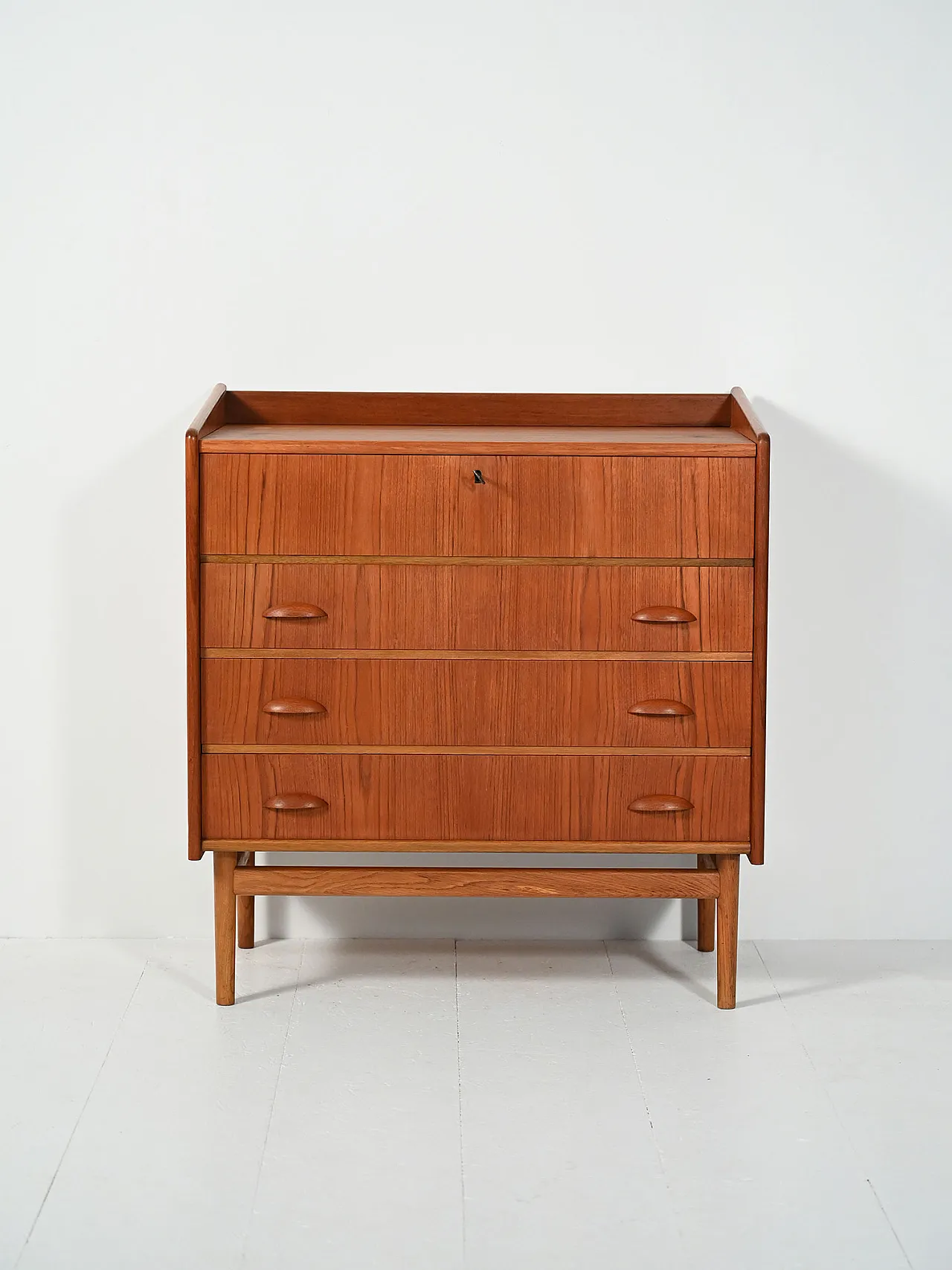 Dressing table with Scandinavian teak chest of drawers from the 1950s/60s 2