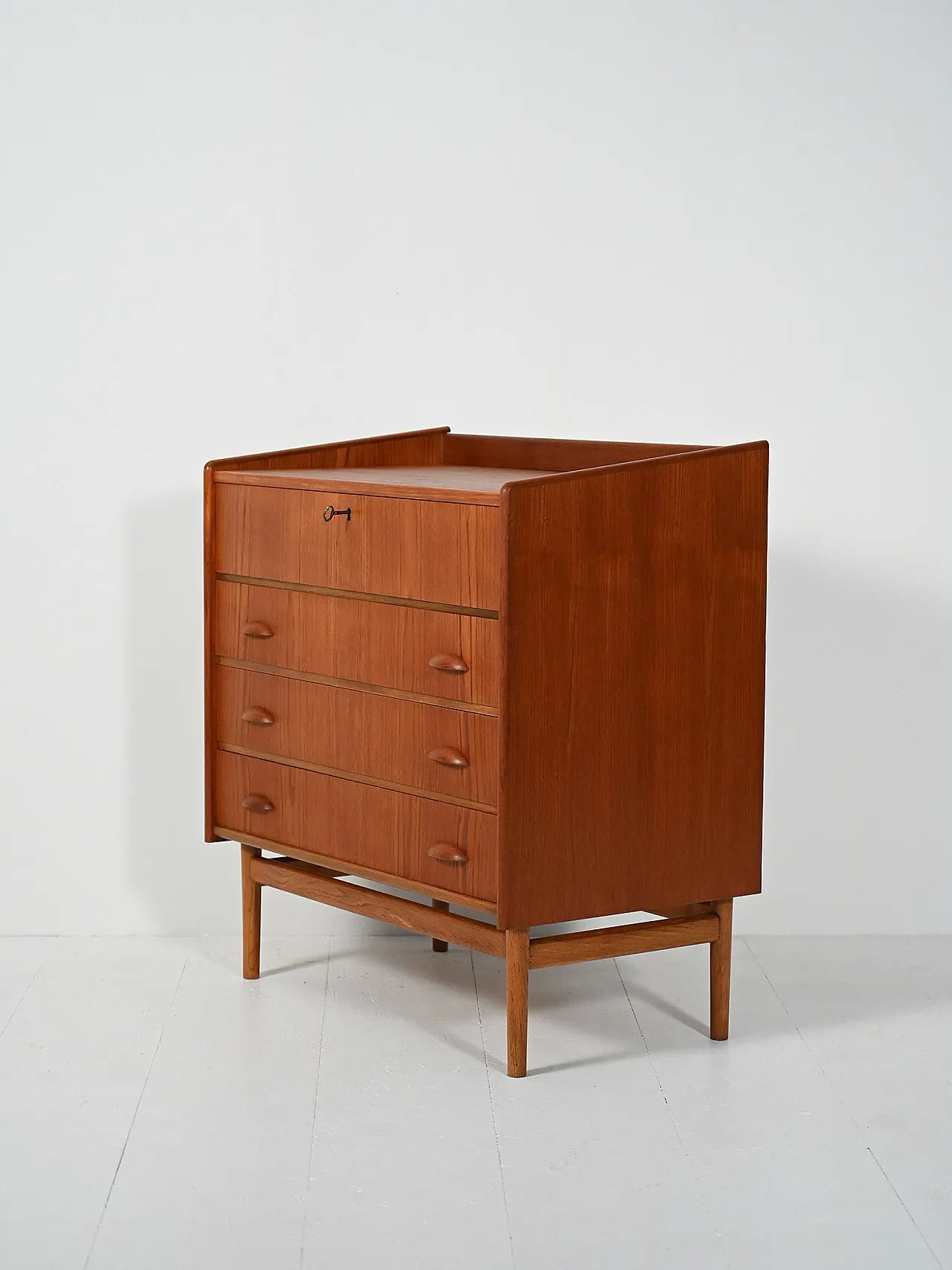 Dressing table with Scandinavian teak chest of drawers from the 1950s/60s 5