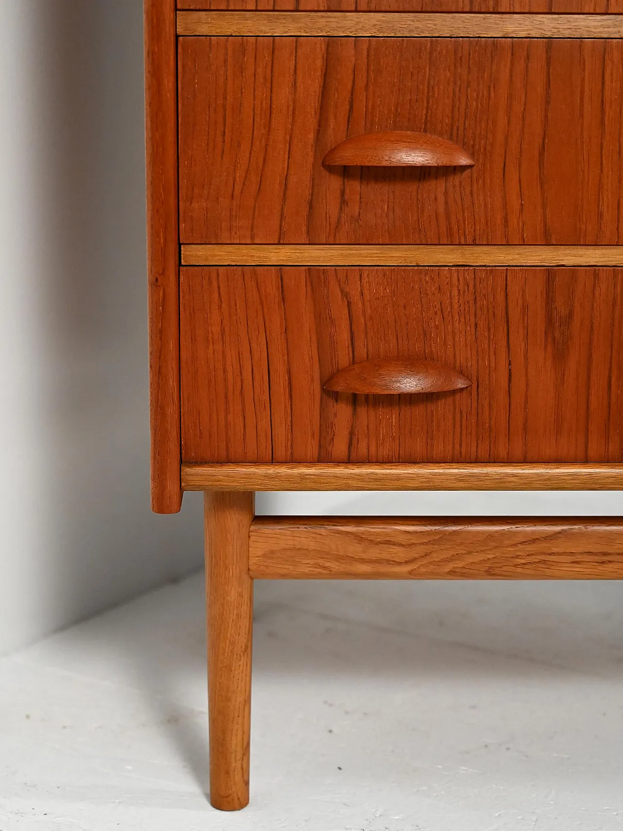 Dressing table with Scandinavian teak chest of drawers from the 1950s/60s 7