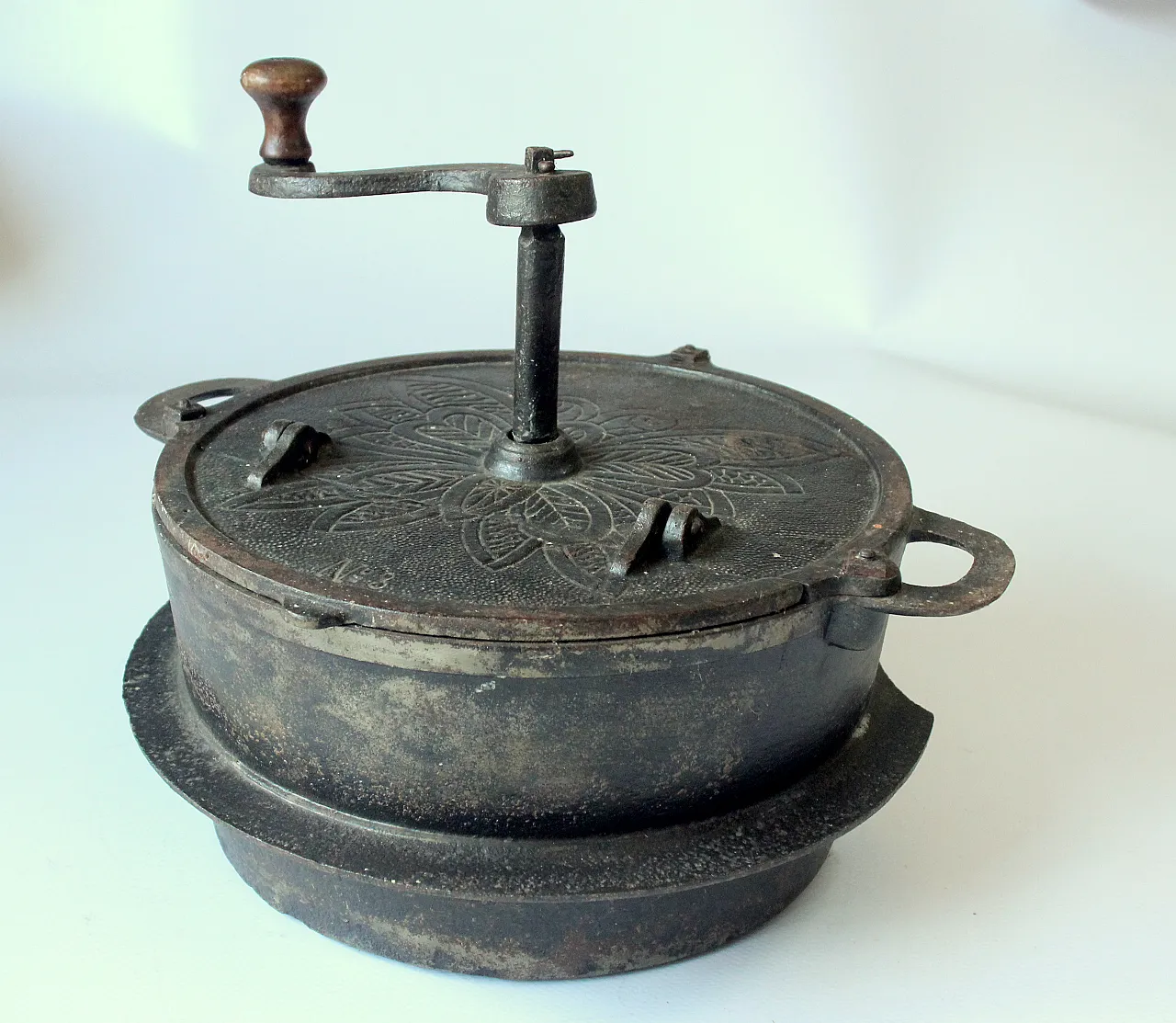 Coffee roaster made of cast iron, 1920s 2