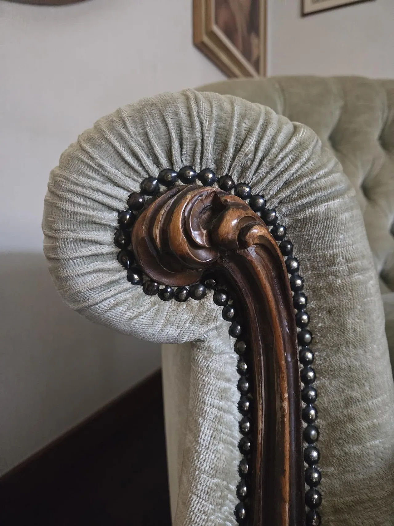 Living room in antique style, 70s 26