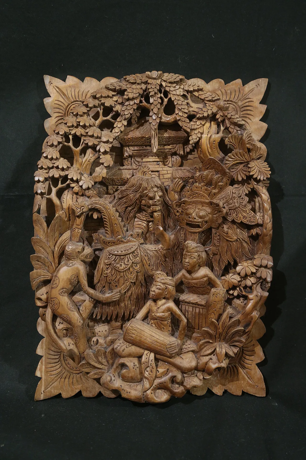 Bassorilievo balinese danza barong rangda gamelan, anni '50 1