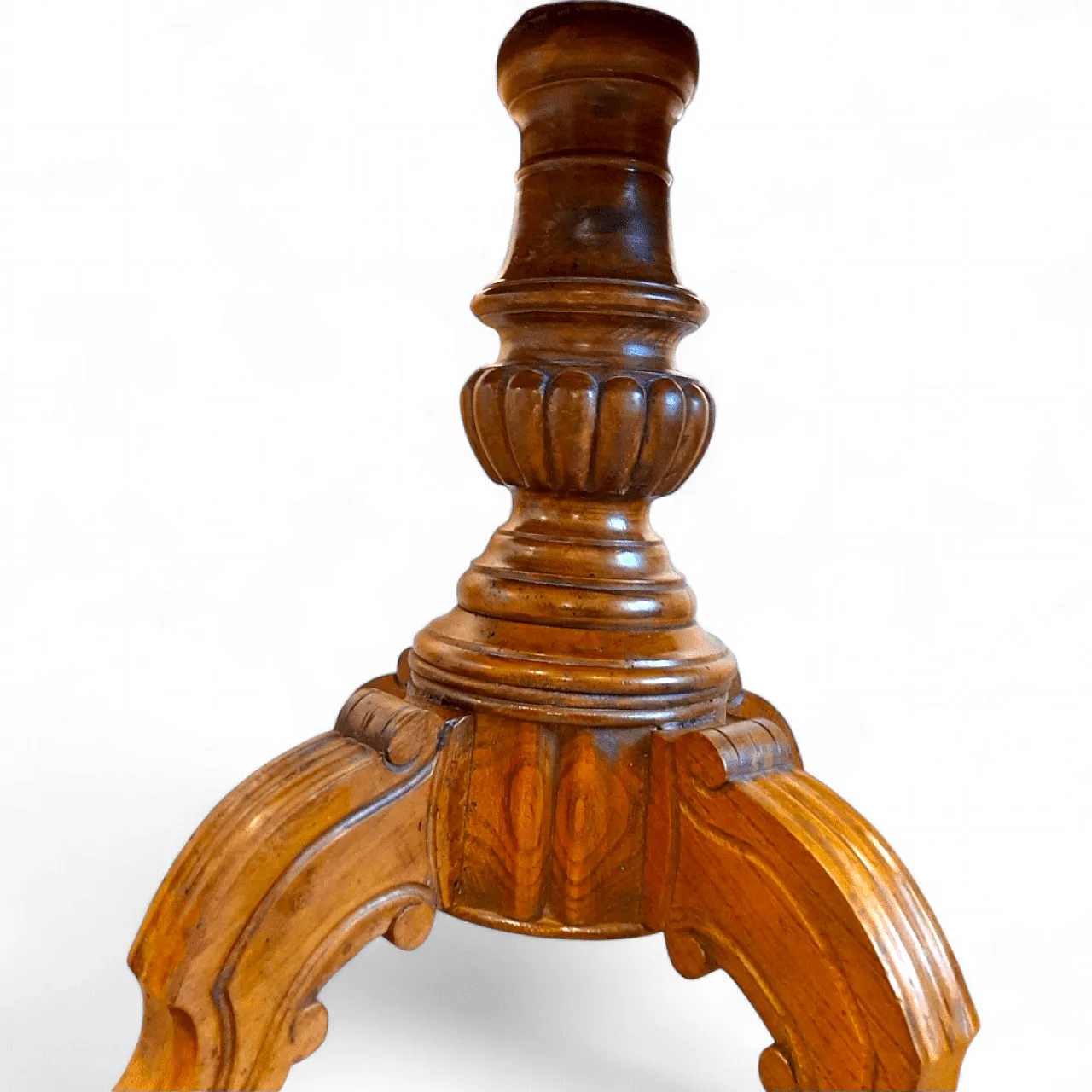 Louis Philippe table in walnut veneer, 19th century 11