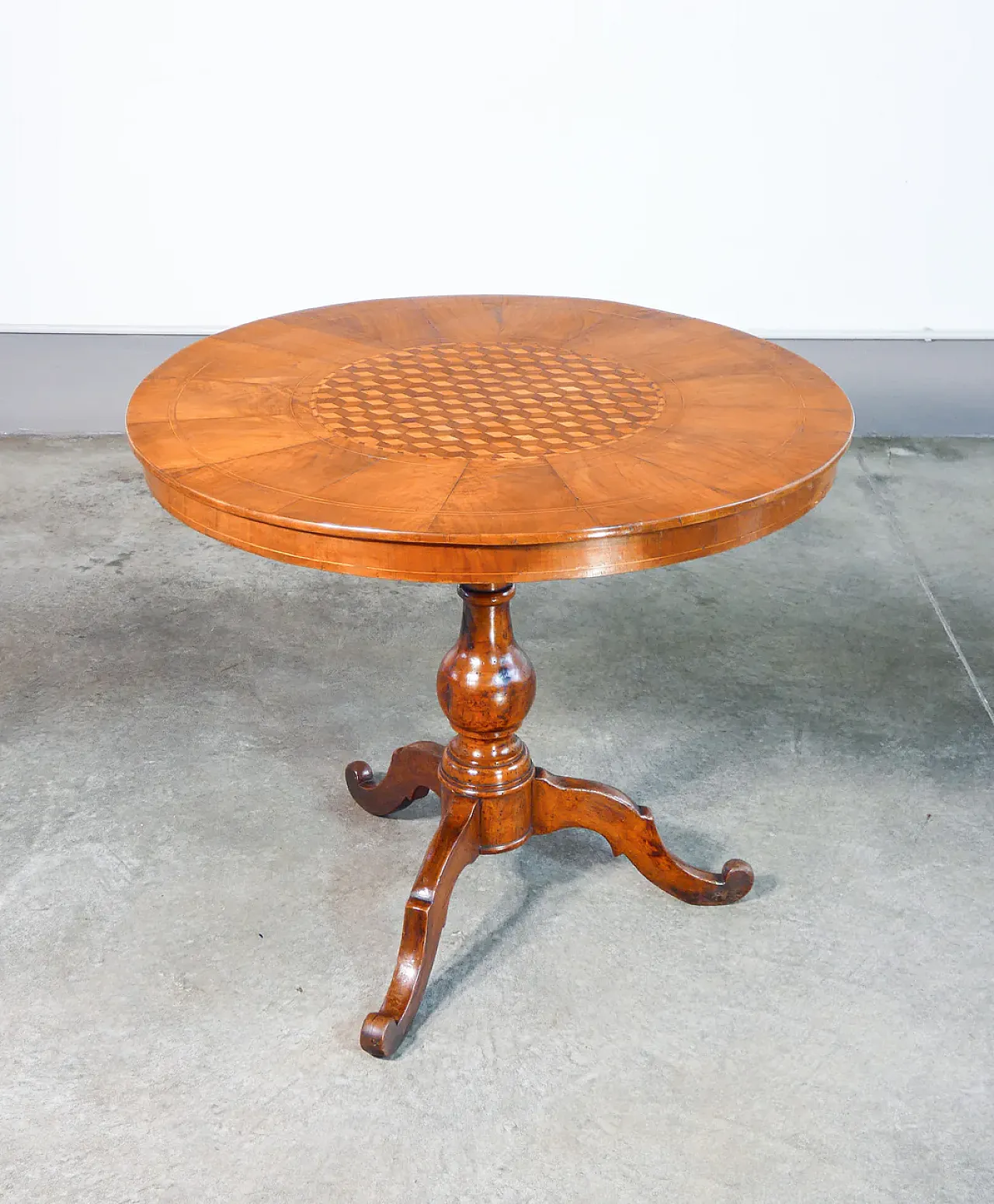 Round coffee table by Rolo in veneered and inlaid wood, 19th century 1