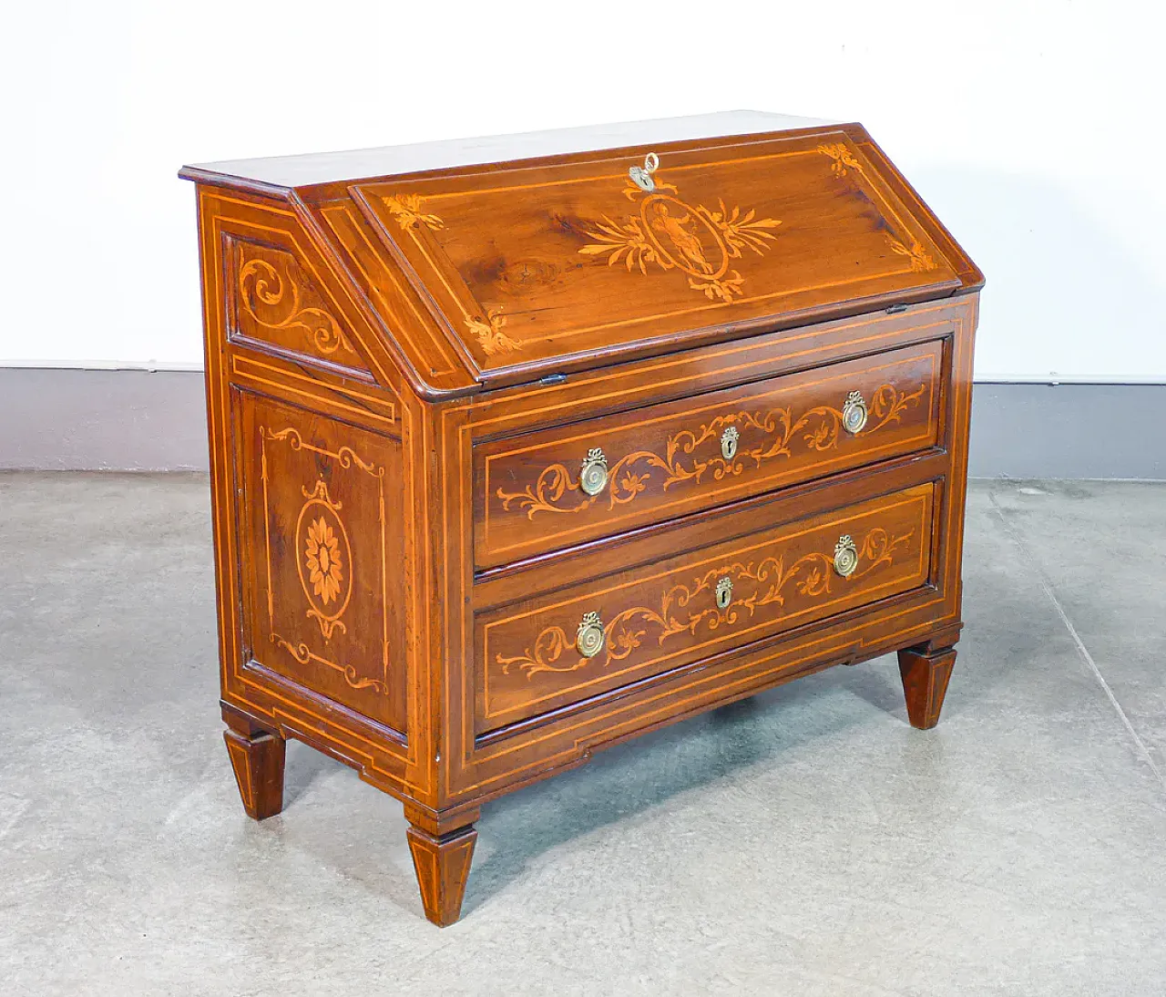 Ribalta secretaire Louis XVI in solid inlaid walnut, 19th century 1