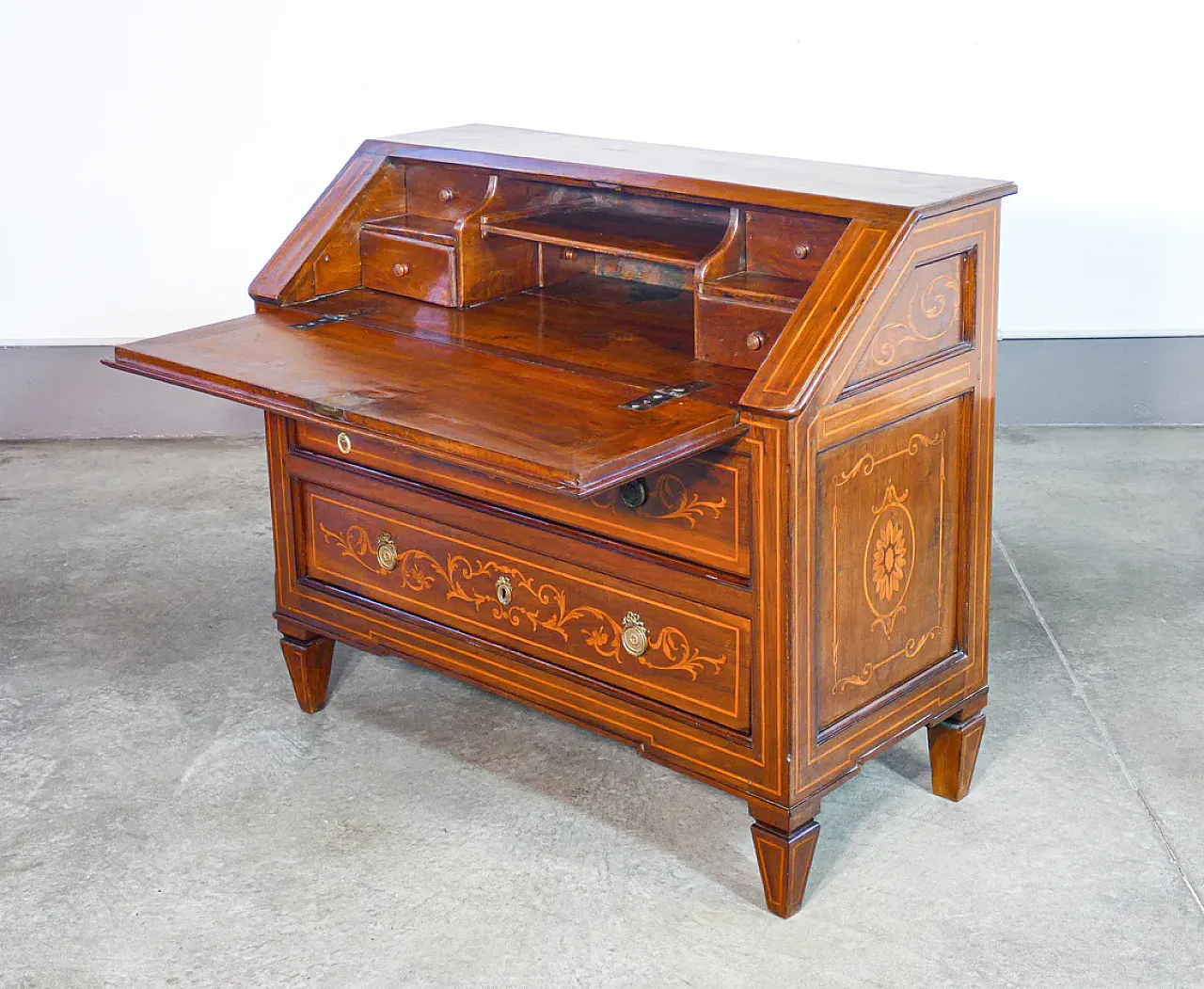 Ribalta secretaire Louis XVI in solid inlaid walnut, 19th century 6