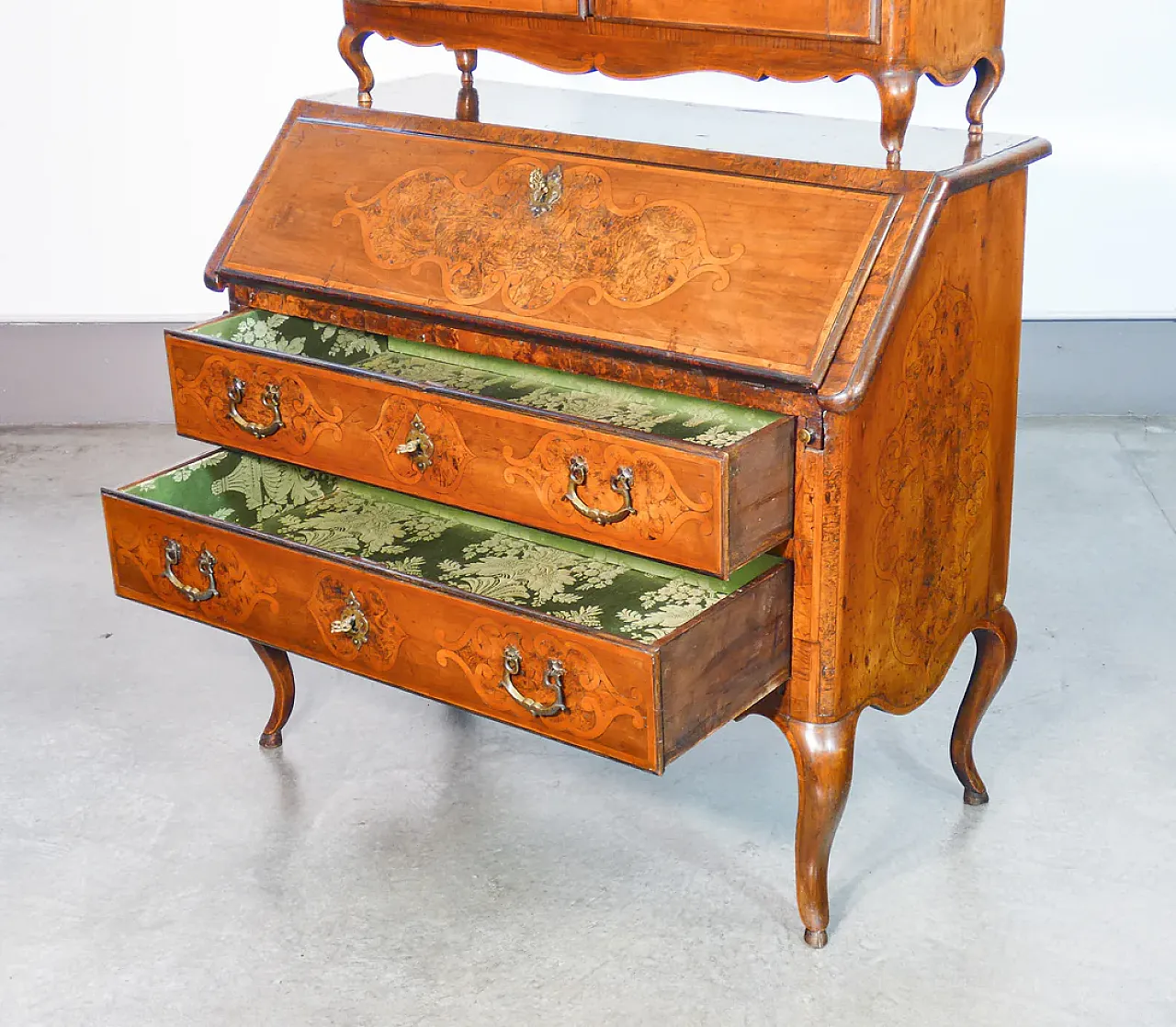 Trumeau secretaire Louis XV in walnut, 18th century 9