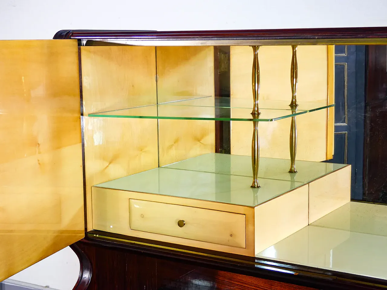 Osvaldo Borsani sideboard in veneered wood, 1950s 6