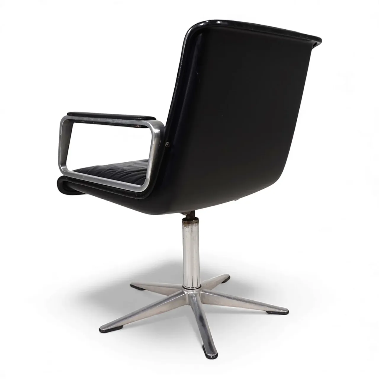 Wilkhahn Delta leather swivel chair by Delta Group, 1960s 2