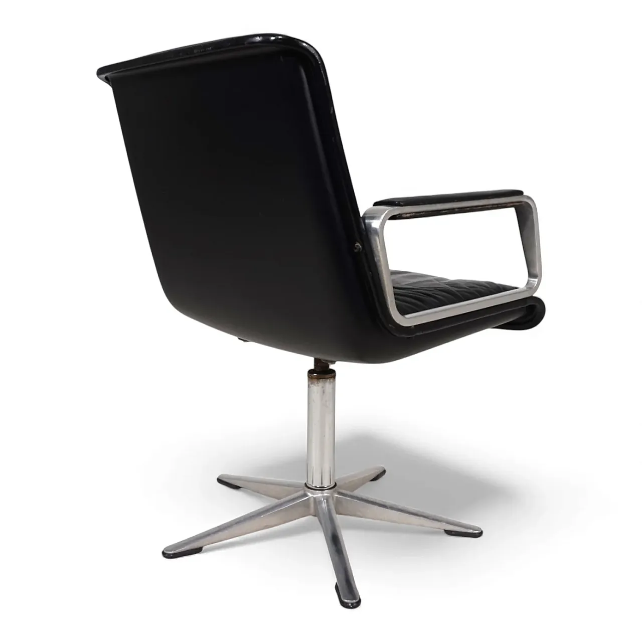 Wilkhahn Delta leather swivel chair by Delta Group, 1960s 9