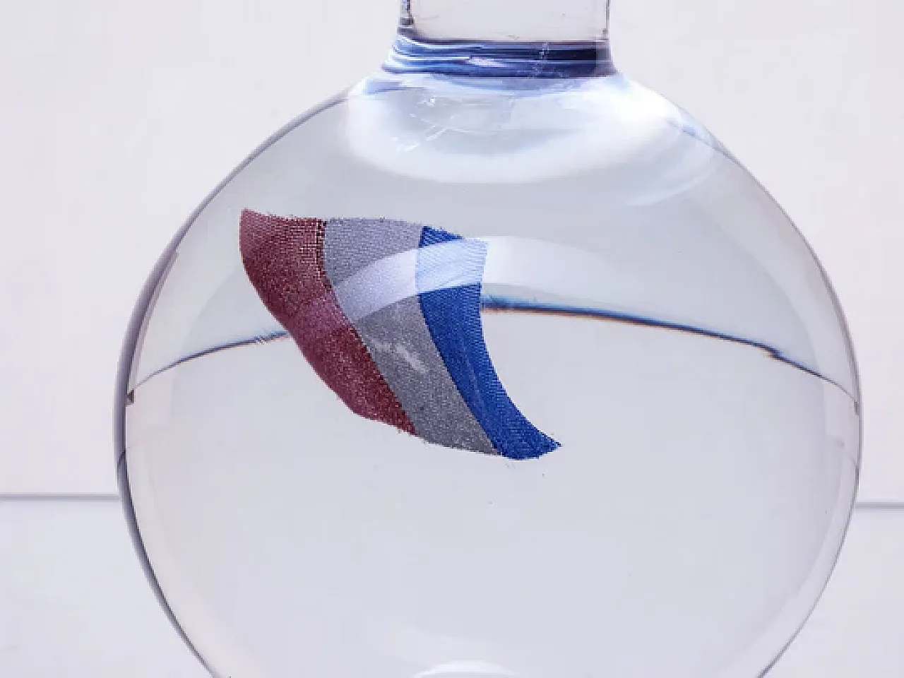 Mid-Century sculptural glass piece, 1970s 5