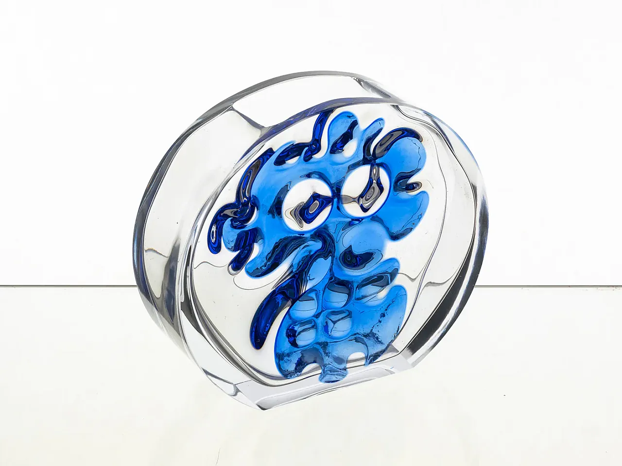 Vaso rotondo, Ladislav Oliva, anni '70 1