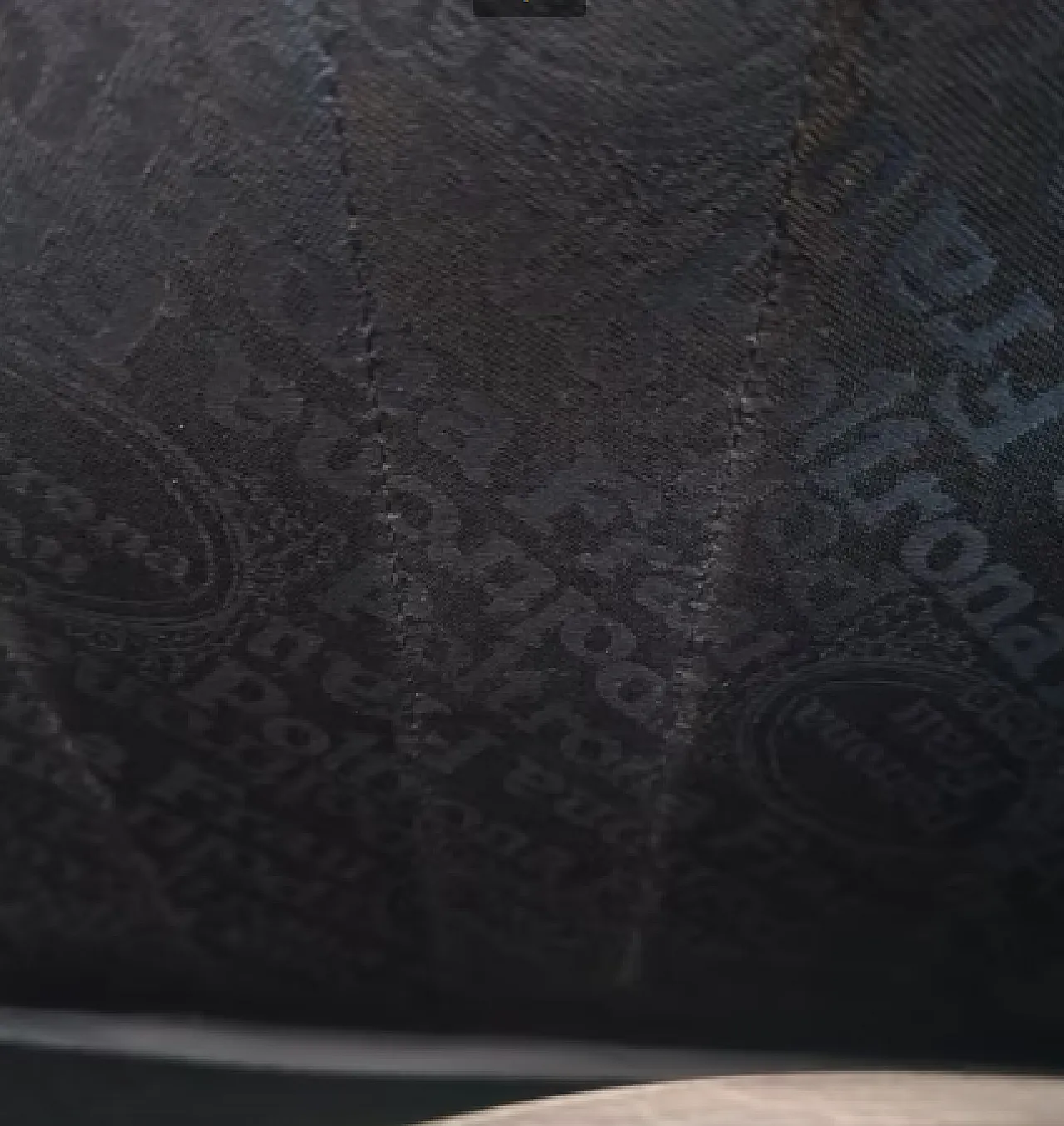 Divano Frau Ouverture di Pierluigi Cerri, '900 6