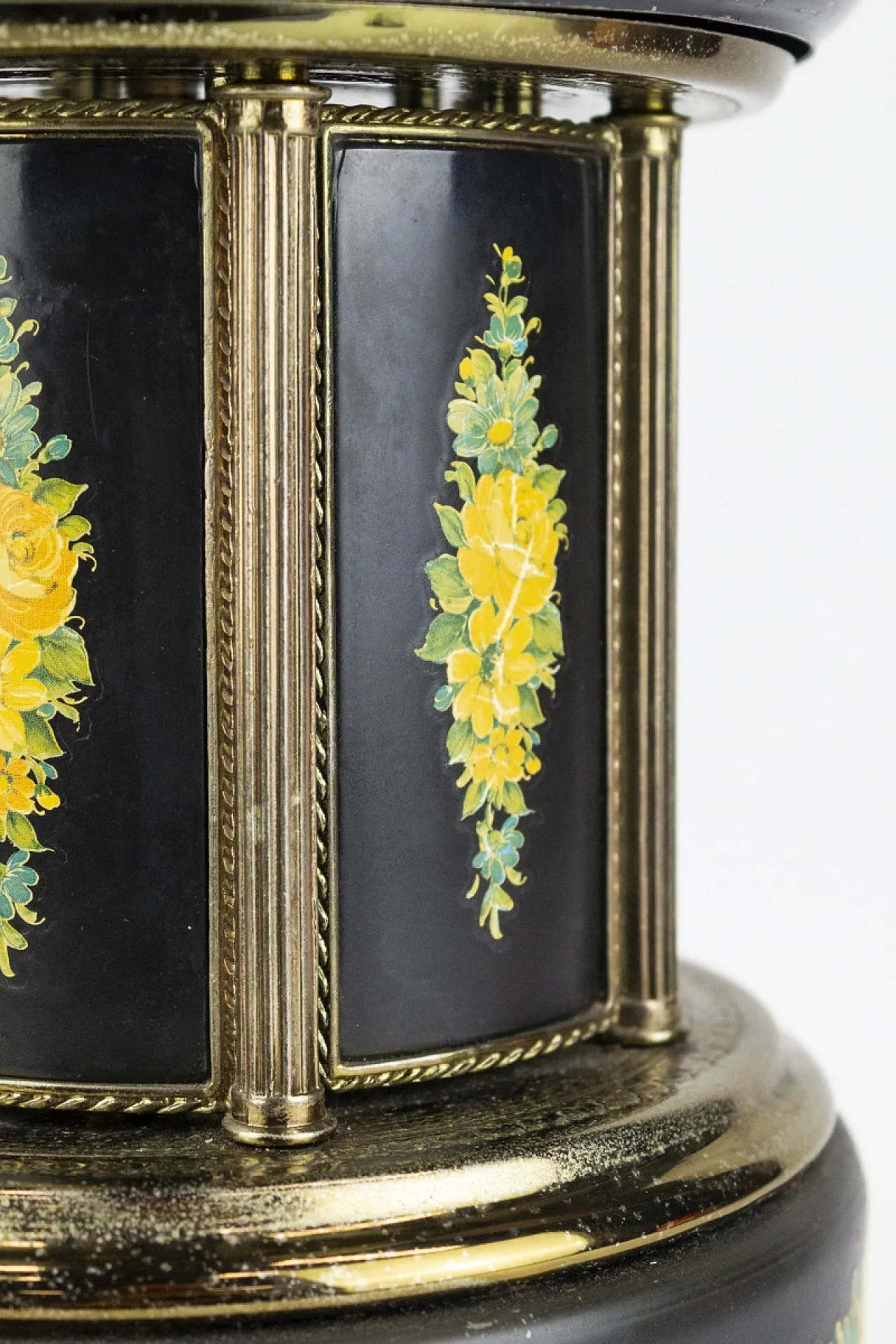 Reuge cigarette carillon, 1970s 3