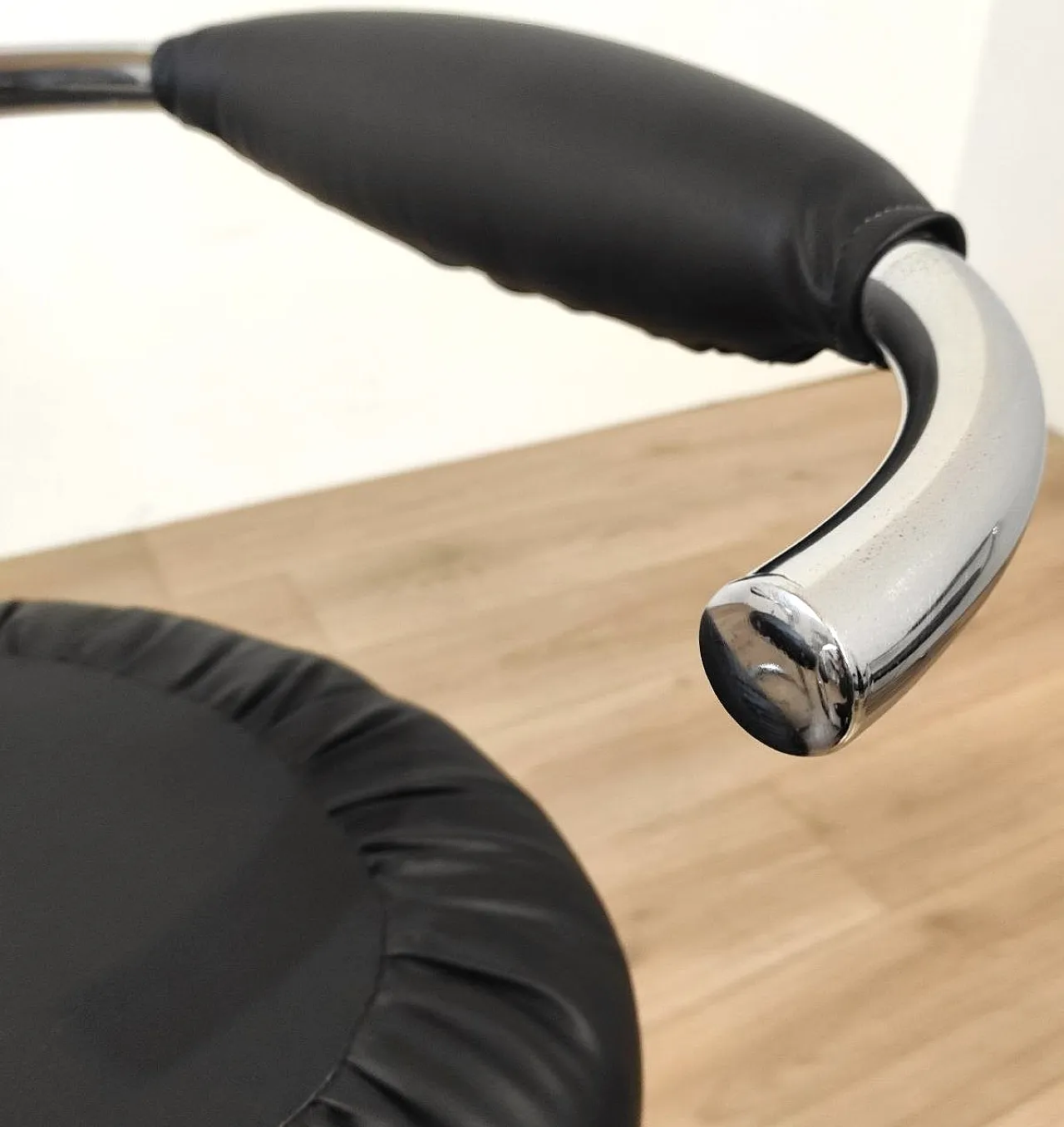 6 Cobra chairs by Giotto Stoppino, 1970s 5